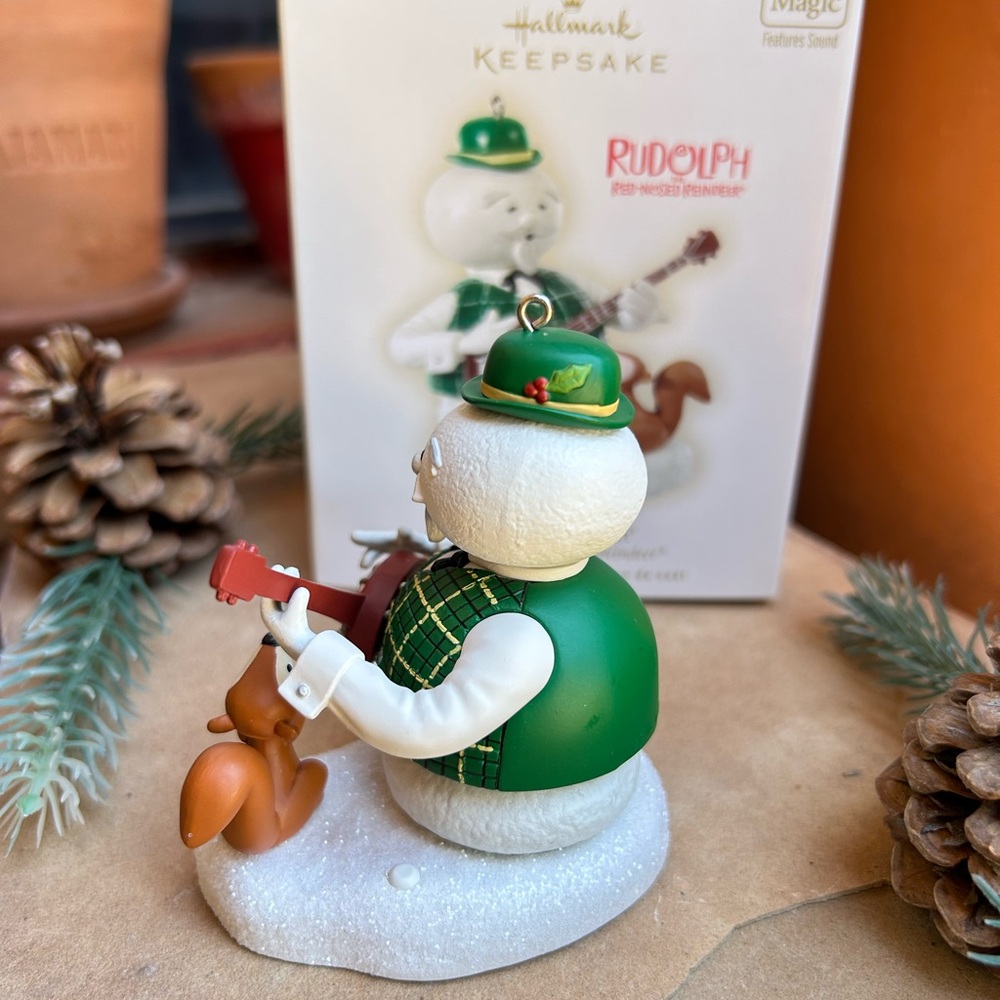 Hallmark Sam the Snowman the Rudolph Collection Keepsake Ornament New in Box - Picture 7 of 11